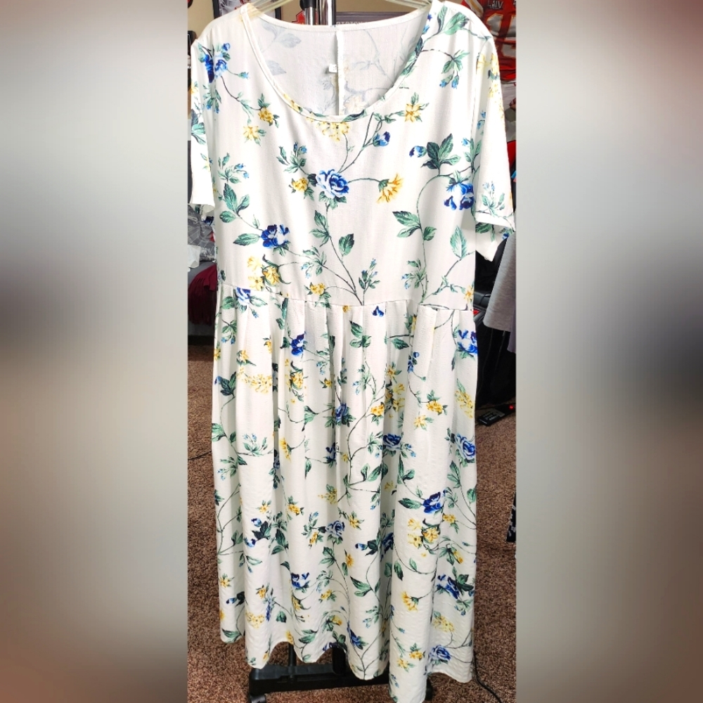 White Floral Dress, XXL, LITB